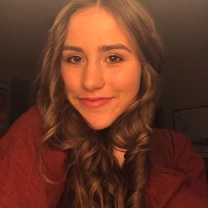 Meet your Posher, Haley